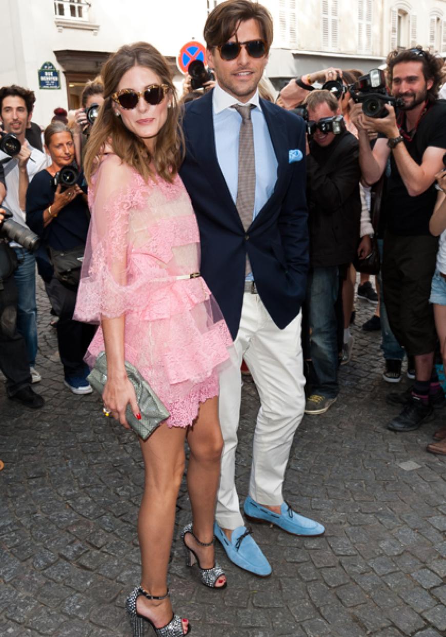 Aber auch ein It-Girl kann mal daneben greifen. Hier ist sie mit ihrem Freund auf der Fashion Week in Paris