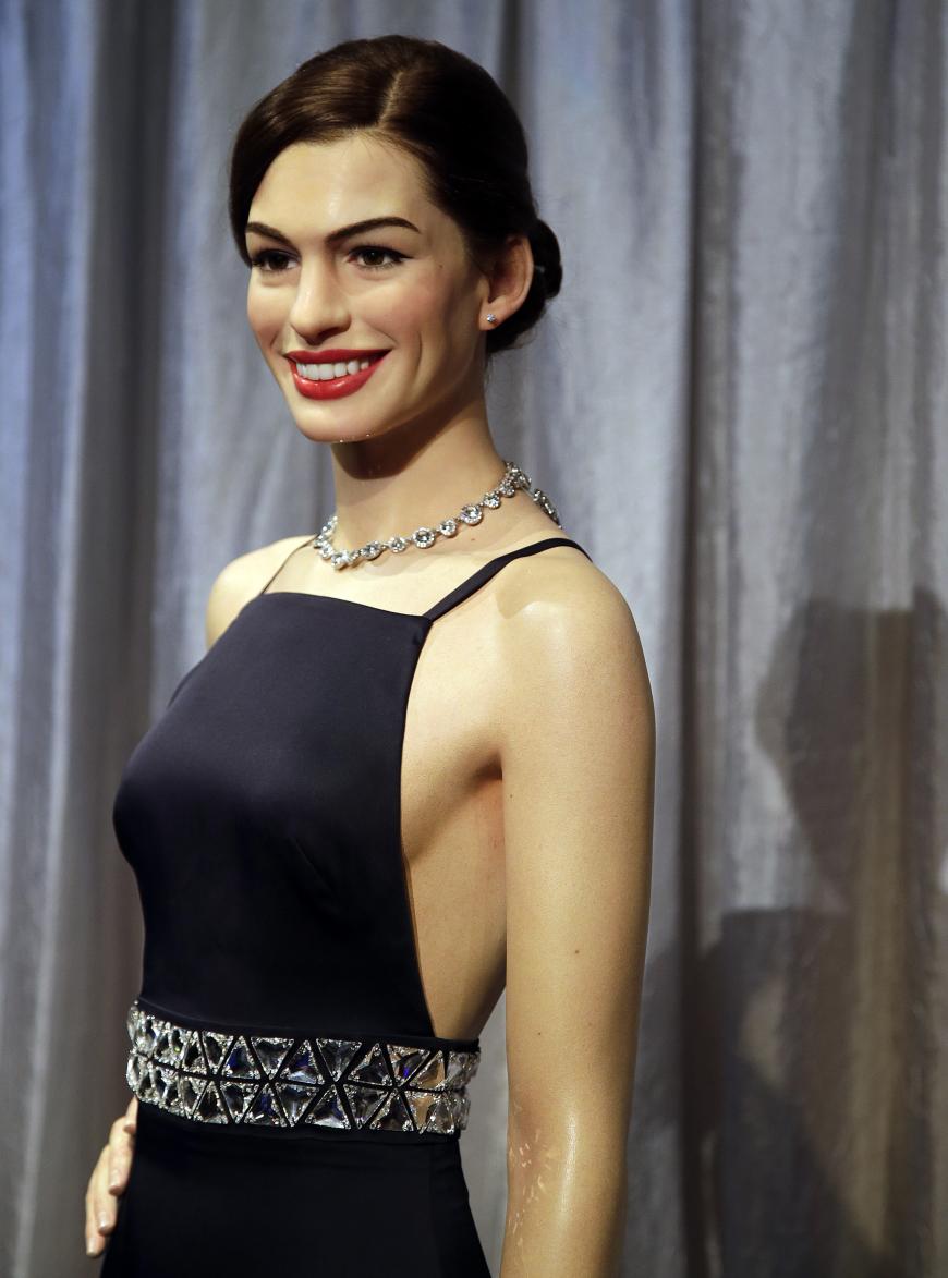 Klotz-Nase und Riesenmund: Die Wachsfigur sieht Anne Hathaway nicht allzu ähnlich