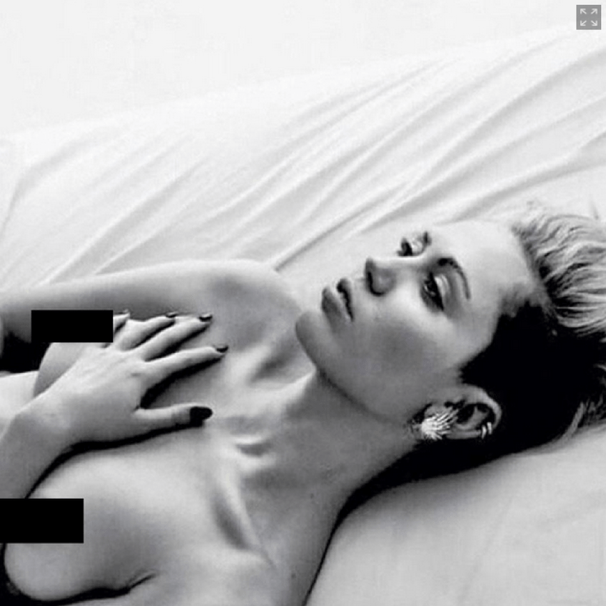 Dieses Foto von Miley Cyrus (ohne Balken) wurde von Instagram gelöscht.