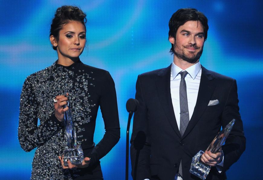 Nina Dobrev schmollt. Ian Somerhalder ist wieder happy.