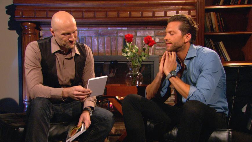 Bleiben oder Gehen? Rose oder nicht? Alexander Sanne und Bruder Oliver checken die letzten sieben Kandidatinnen ab.