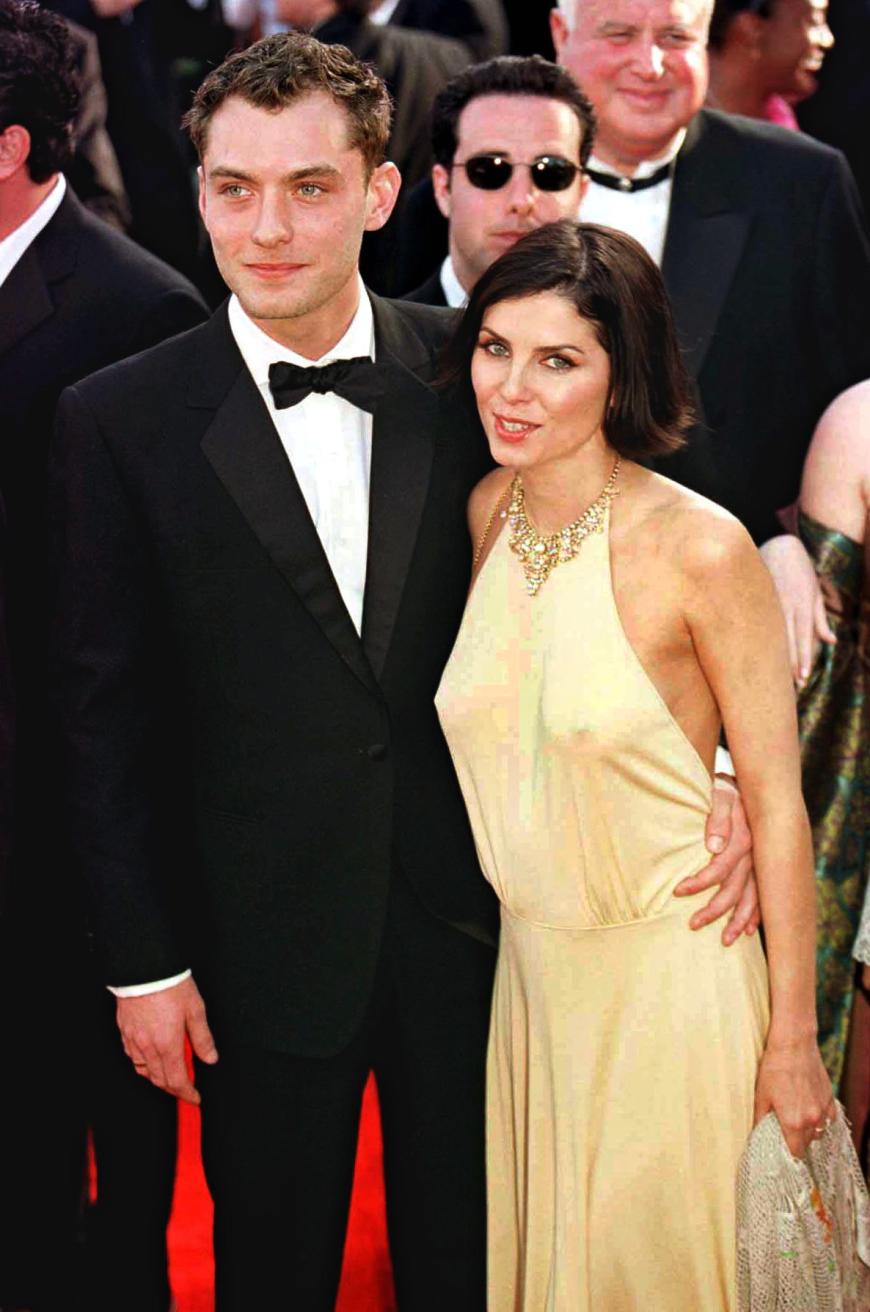 Jude Law ist bereits Vater von vier Kindern, darunter hat er drei mit seiner Ex-Frau Sadie Frost.