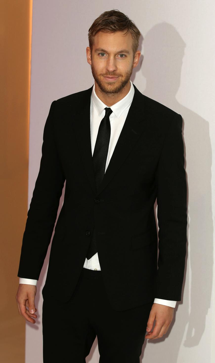 Calvin Harris will unbedingt mit Taylor Swift ein Lied aufnehmen.