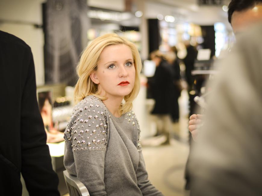 Model Greta wartet auf ihren Einsatz