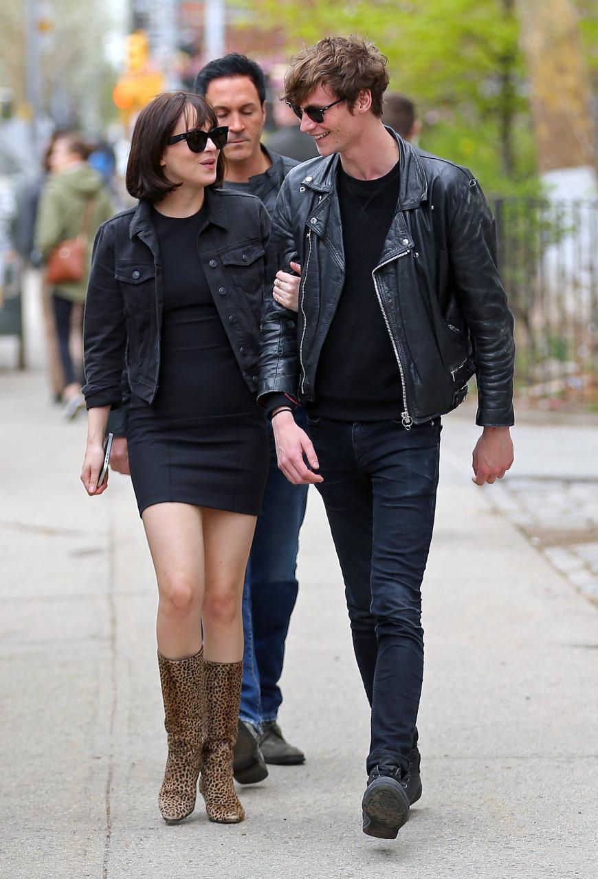 Dakota Johnson und Matthew Hitt sind wieder ein Paar.