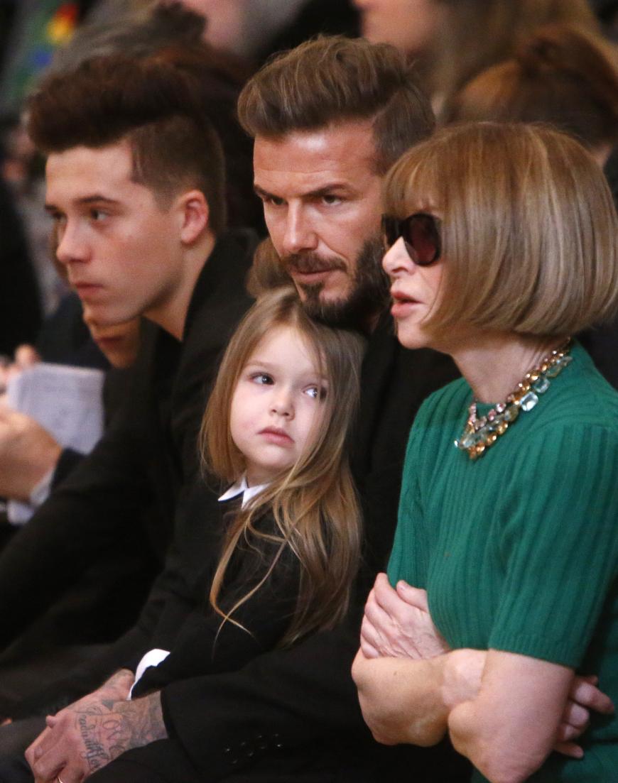 Harper saß mit ihren drei Jahren bereits neben Mode-Göttin Anna Wintour in der First Row der Fashionweek.