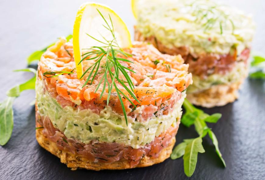 Räucherlachs-und-Avocado-
