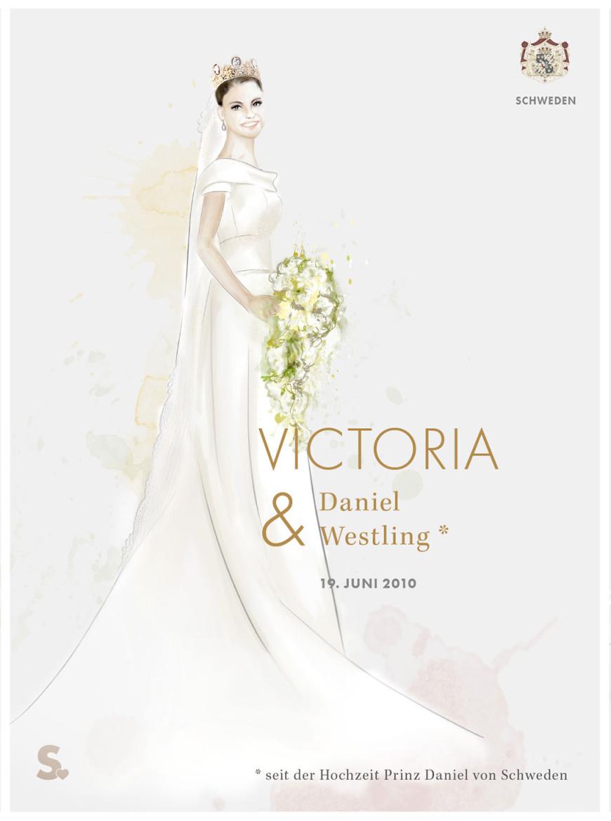 Designer: Pär Engsheden (SE)
Schleppe: 5 Meter
Schleier: Traditioneller schwedischer Hochzeitsschleier, den schon Victorias Mutter trug
Kleid: Das cremefarbene Kleid aus Duchesse mit U-Boot-Ausschnitt und kurzen Ärmeln zeigte für eine Adelshochzeit viel Haut.
Schmuck: Das Kamée-Diadem gehörte einst Napoleons Frau Josephine. Dazu trug Victoria ein passendes Kamée-Armband und Ohrringe.