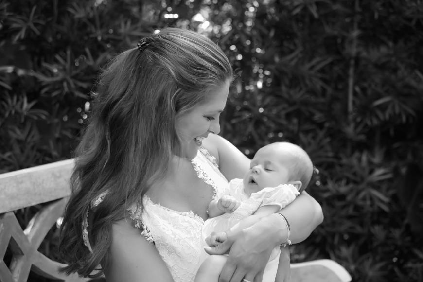 Prinzessin Madeleine mit Baby Leonore auf dem Arm
