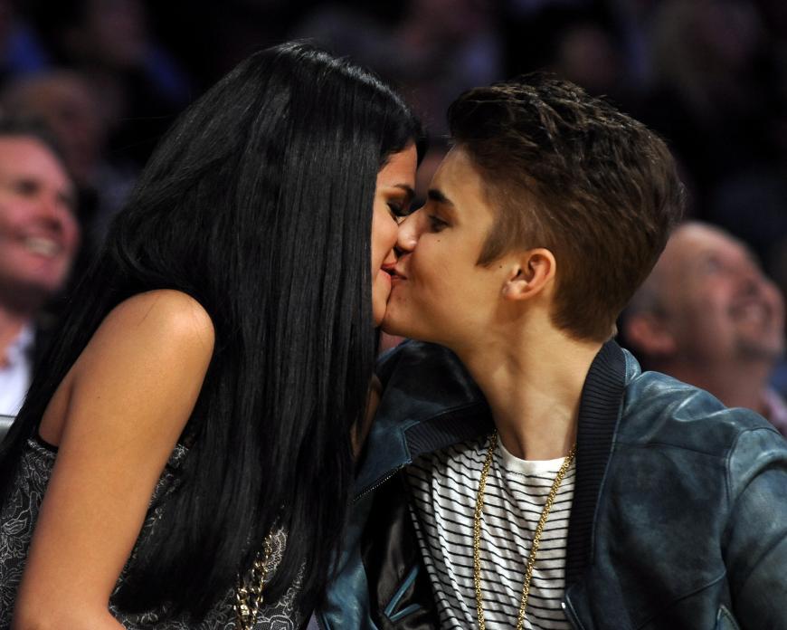Das waren noch Zeiten. Diese zärtlichen Küsse zwischen Selena Gomez und Justin Bieber gehören aber der Vergangenheit an.
