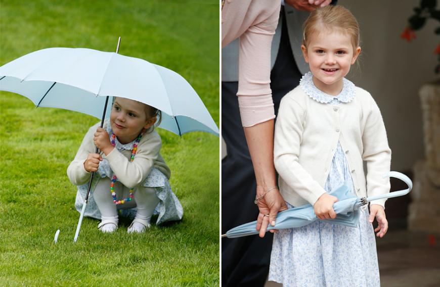 Niemand trotzt dem Regen so süß wie die kleine Estelle. Zu Ehren des 38. Geburtstages ihrer Mutter, Kronprinzessin Victoria, hat sich die Dreijährige besonders herausgeputzt und strahlt für die Fotografen.