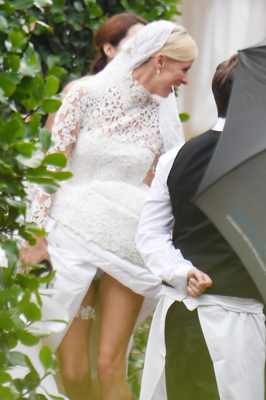 Ach herrje: Ausgerechnet bei ihrer Hochzeit zeigte Nicky Hilton einen Höschenblitzer ...