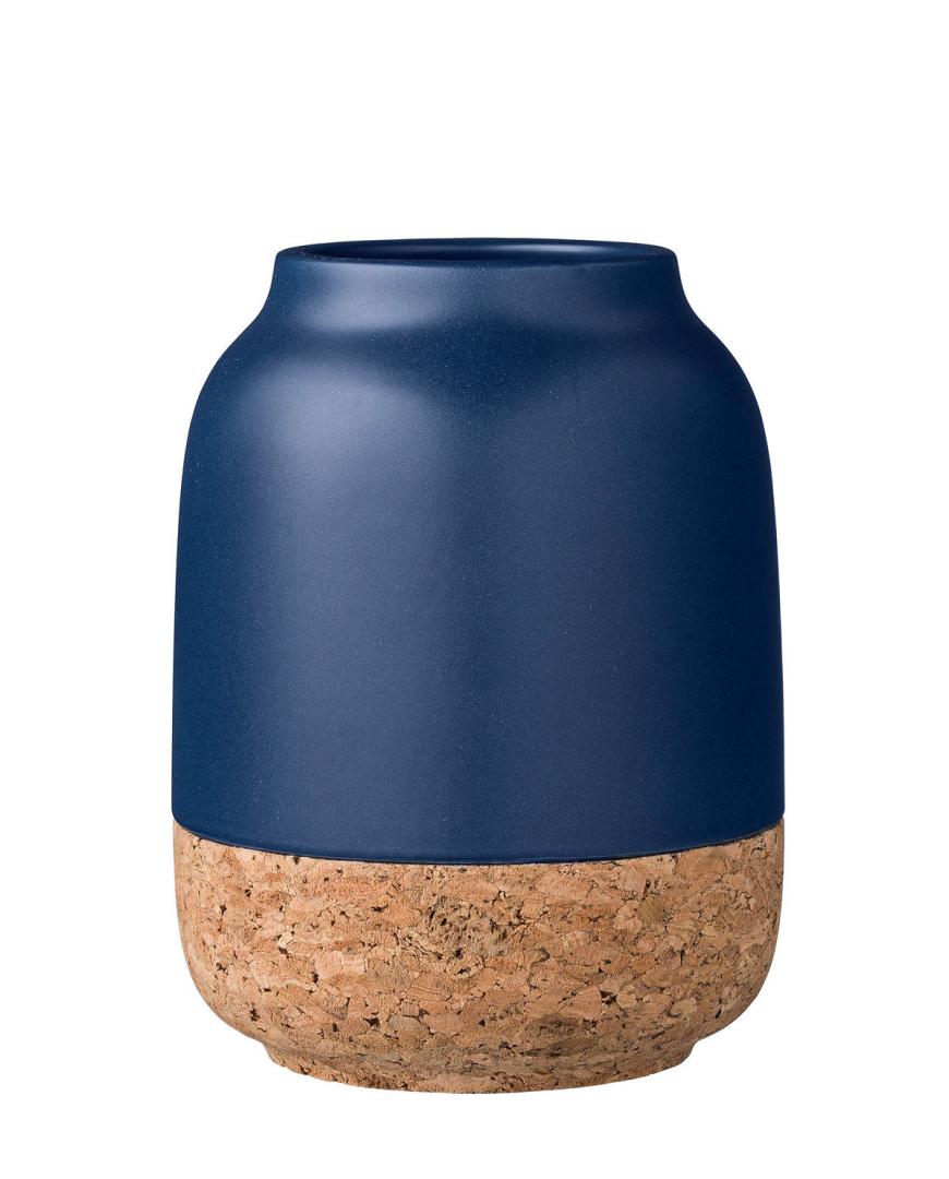 Vase: Von Bloomingville über geliebtes-zuhause.de, ca. 54 Euro