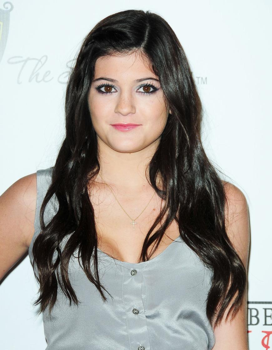 So langsam wird sie zum Teenie. Hier ist Kylie 13.
