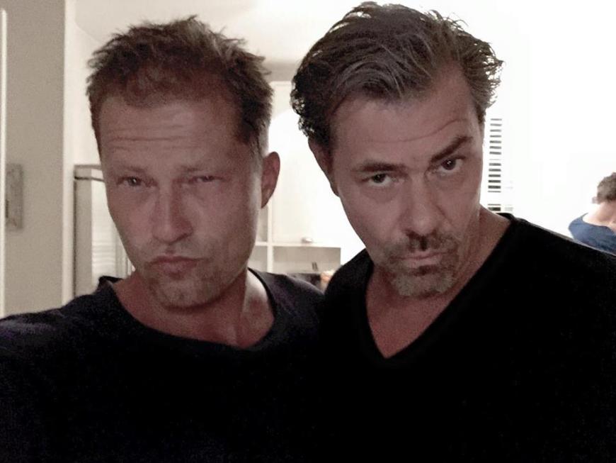 Duckface-Alarm bei Til Schweiger und Schauspielkollege Sven Martinek.