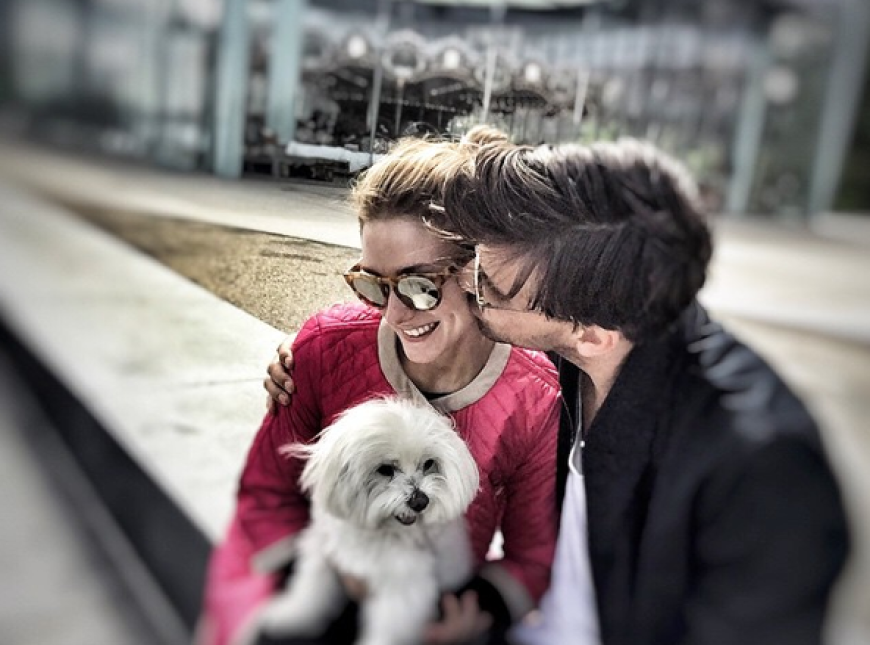 Johannes und Olivia sind so verliebt wie am ersten Tag.
