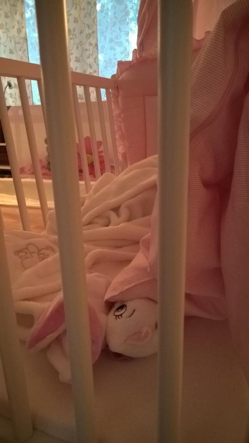 Von diesem kleinen Plüsch-Püppchen wird Sophia nachts bewacht. Es ist ...