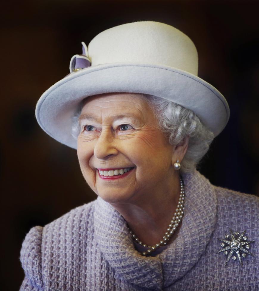 Wir feiern die Queen mit einer Auswahl ihrer witzigsten, skurrilsten und schönsten Hutmodelle.
