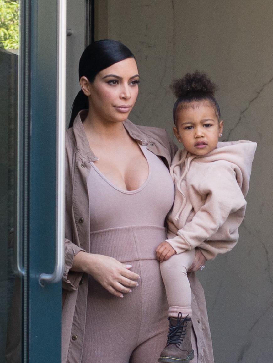 North West war der kleine große Star bei der New York Fashion Week.
