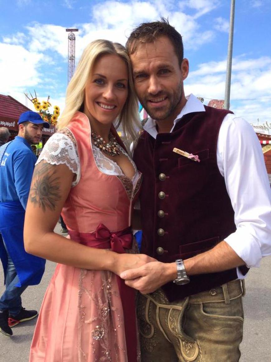 Super süß! Skipringer-Legende Sven Hannawald, 40, mit Freundin Melissa Thiem.