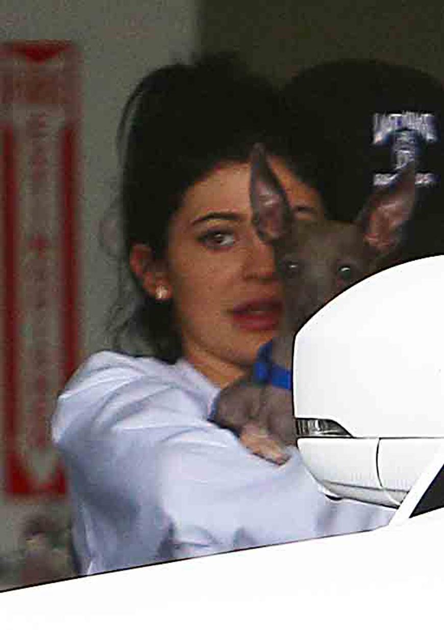 Hoppla, ohne Make-up hätten wir Kylie fast nicht erkannt!