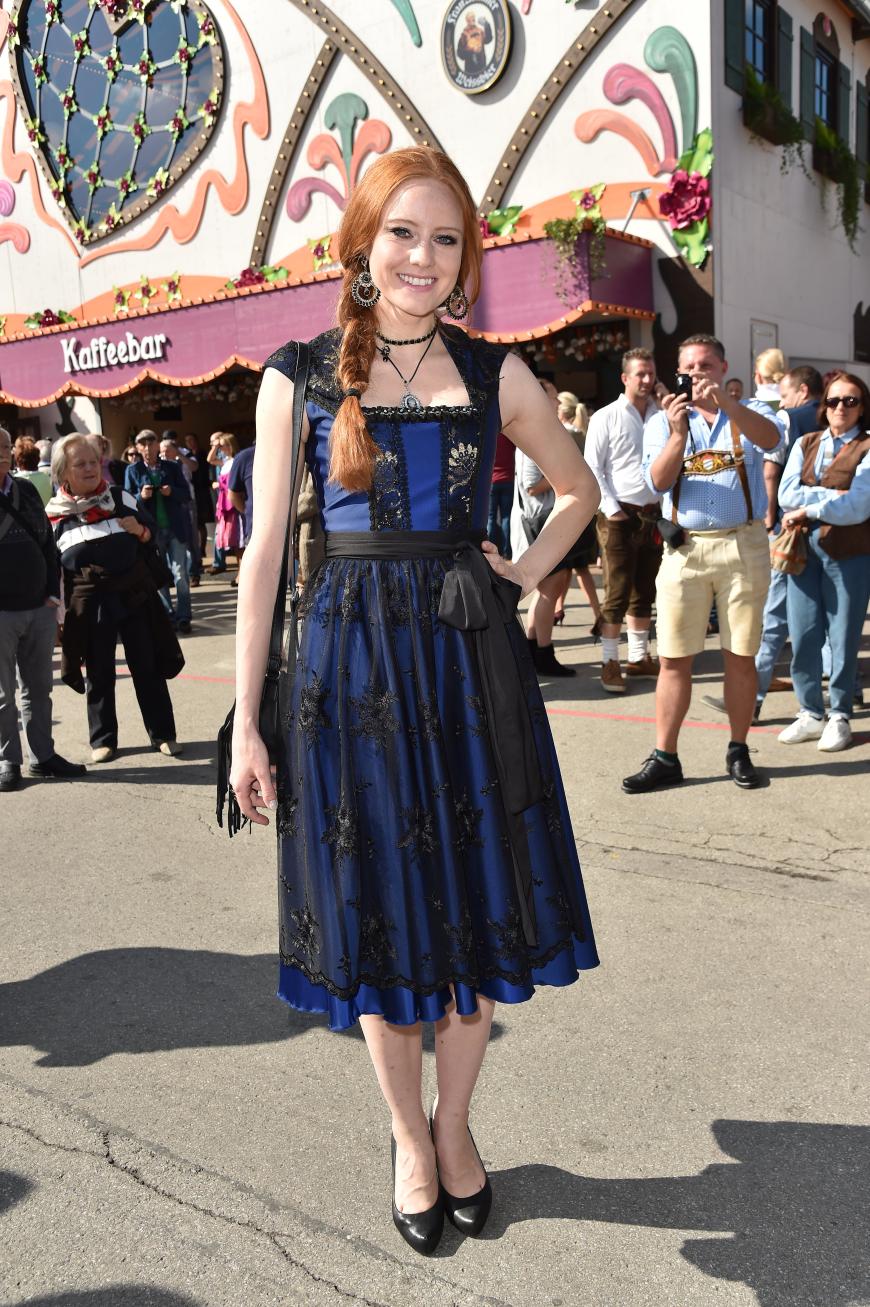 Ein bisschen dunkel war der Look von Model Barbara Meier.