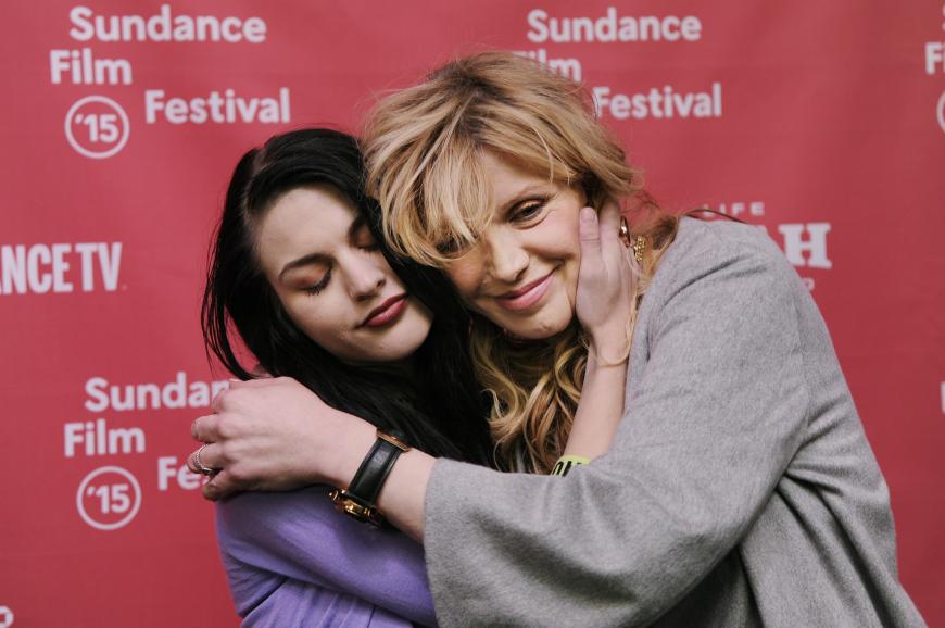 Das Verhältnis von Frances Bean Cobain zu Mama Courtney soll nicht immer einfach gewesen sein.