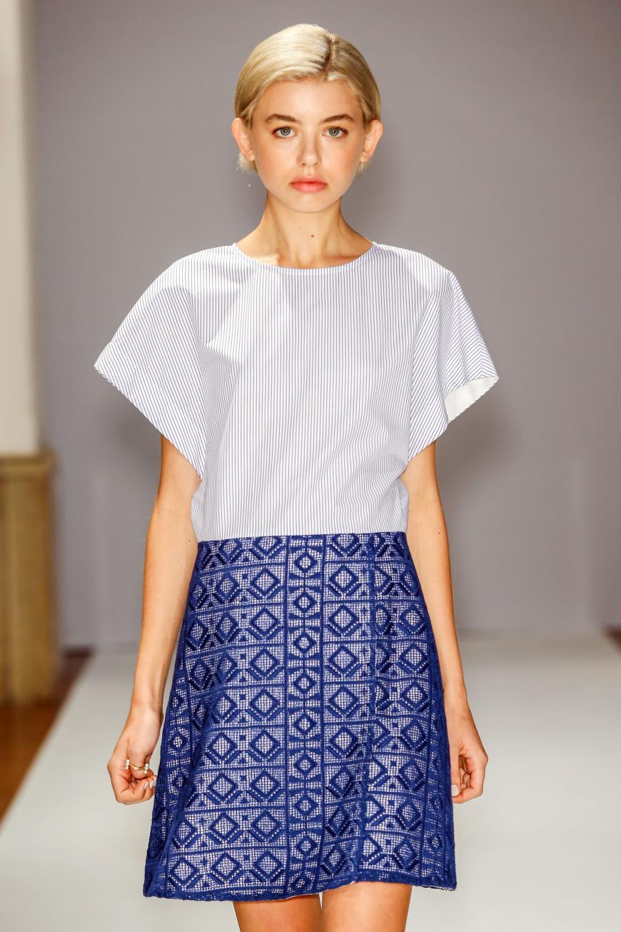 Kaum was dran: Dieses Model lief für Cicca Lualdi bei der Mailand Fashion Week.