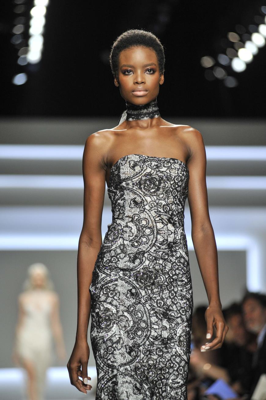 XXS-Model bei Ermanno Scervino