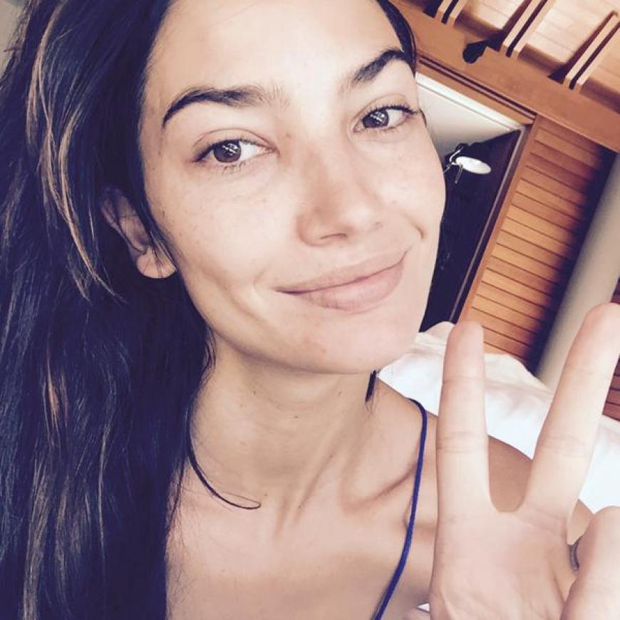 So schön würden wir ungeschminkt auch gerne aussehen. Lily Aldridge braucht gar kein Make-up!