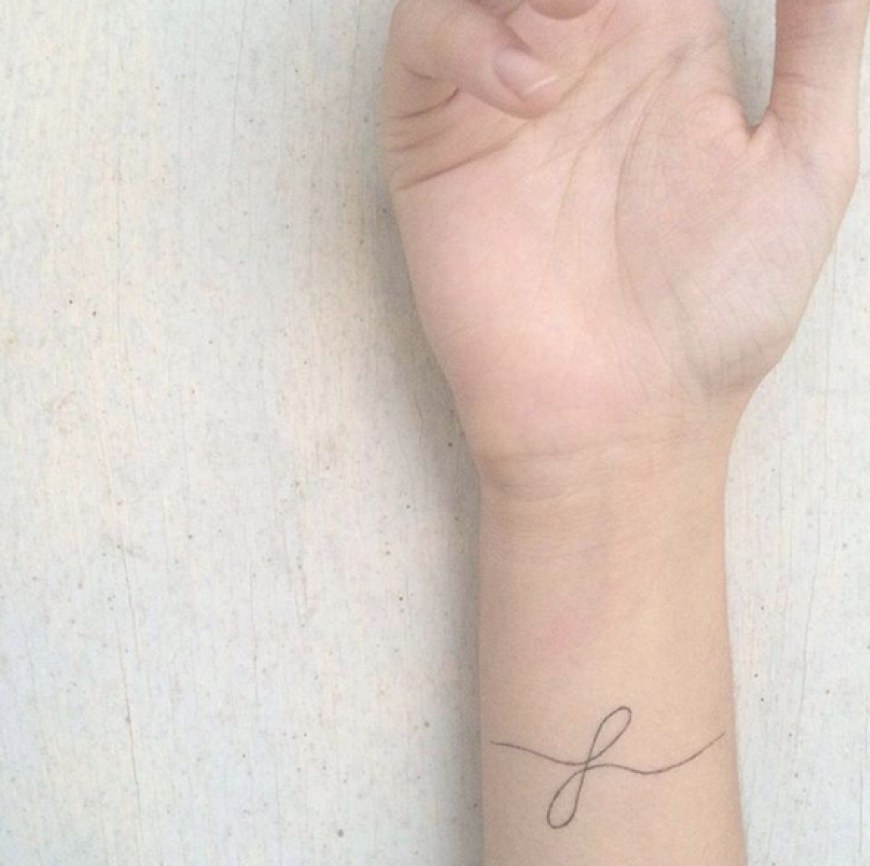 HerzTattoo Klein, aber fein Die süßesten Mini Tattoos OK! Magazin