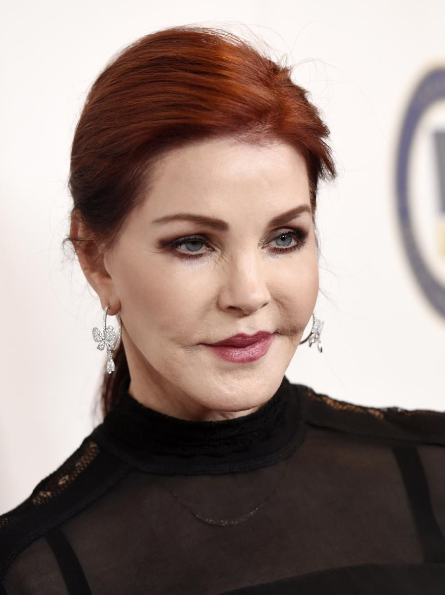 Viel ist an Priscilla Presley auch nicht mehr echt.