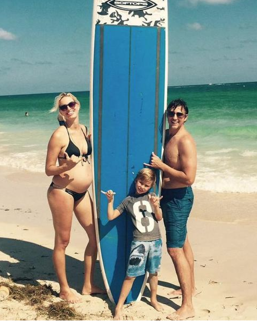 Wunderschön! - Karolina Kurkova zeigt ihren Babybauch!