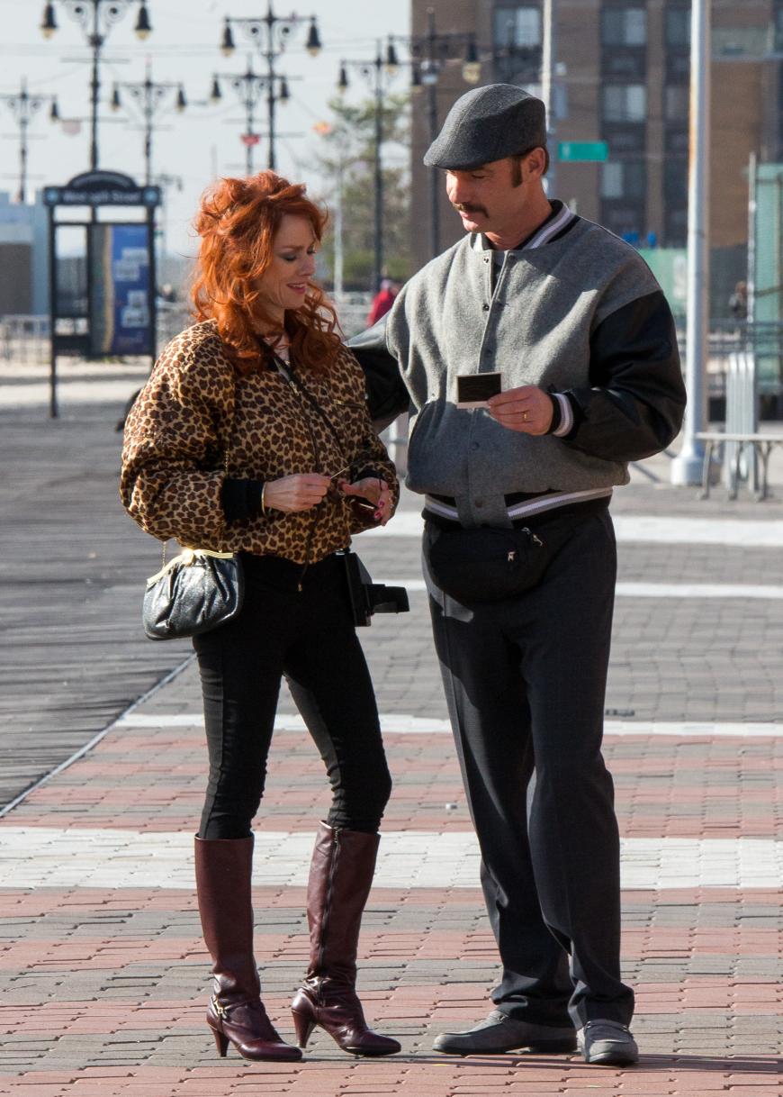 Back to the 80s: Naomi Watts und ihr Mann Liev Schreiber stehen für ihren neuen Film in New York vor der Kamera.