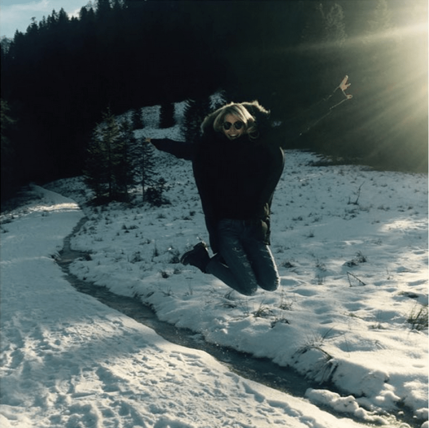 Juhuu! Lena Gercke freut sich riesig über den ersten Schnee!