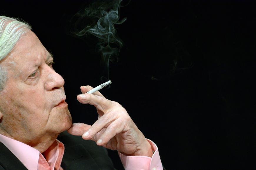 Am 10. November 2015 trauerte die Bundesrepublik um Helmut Schmidt: Der deutsche Altkanzler und Mitherausgeber der