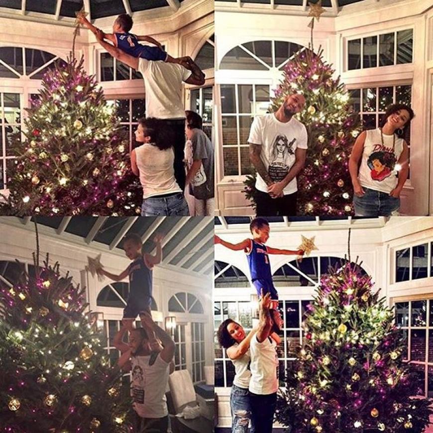 Oh Tannenbaum! Bei Alicia Keys wird der Sohnemann zum Schmücken des Baumes in die Höhe gestreckt.
