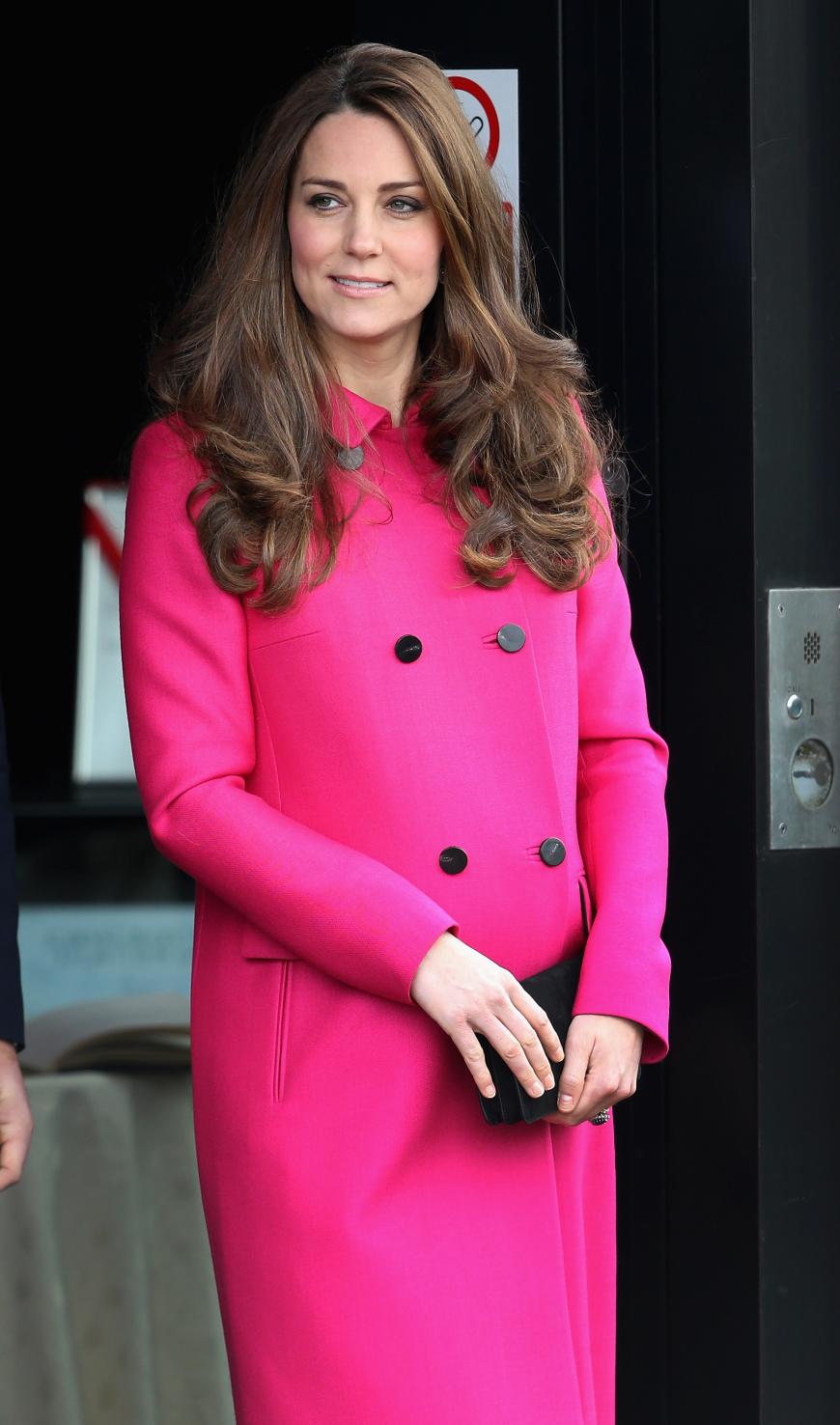 So schön schwanger: Kate zog auch mit Babybauch - hier in einem quietschpinken Mantel - alle Blicke auf sich.