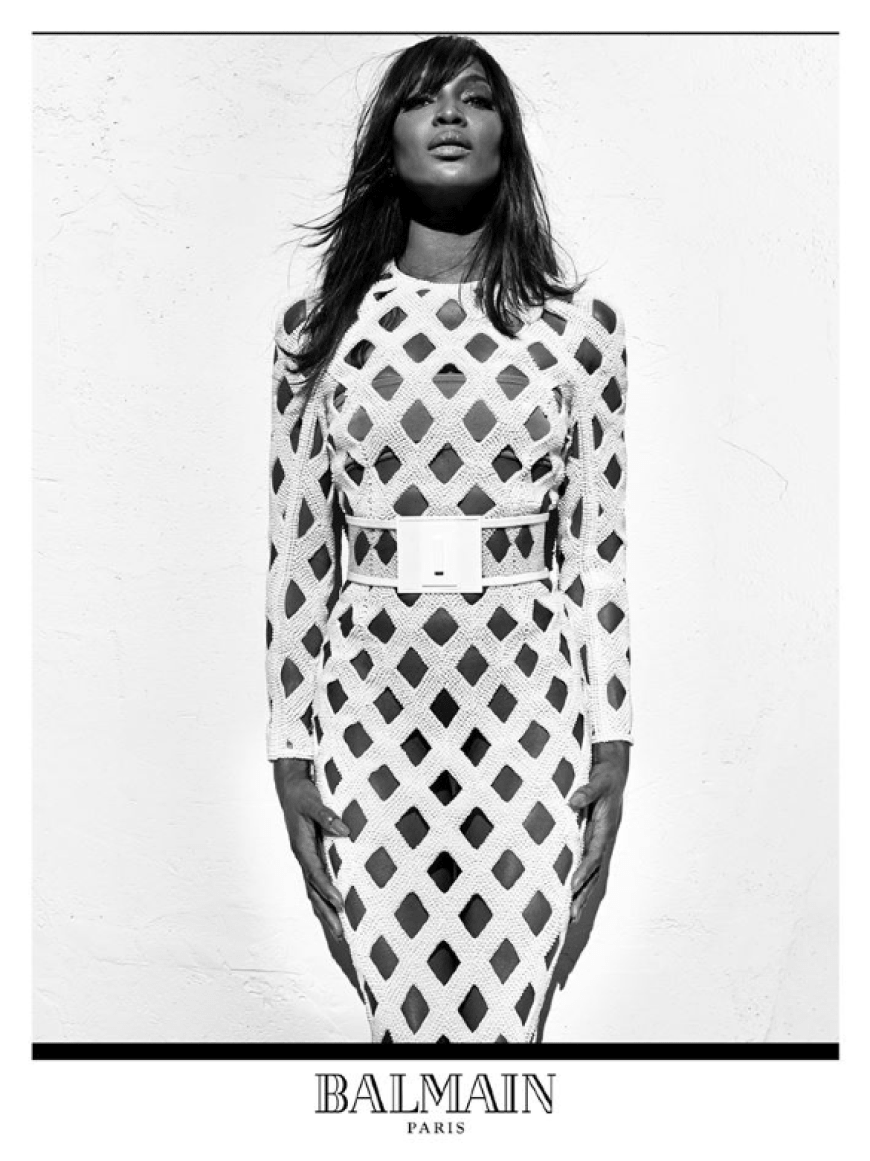 Naomi Campbell im weißen Netzdress