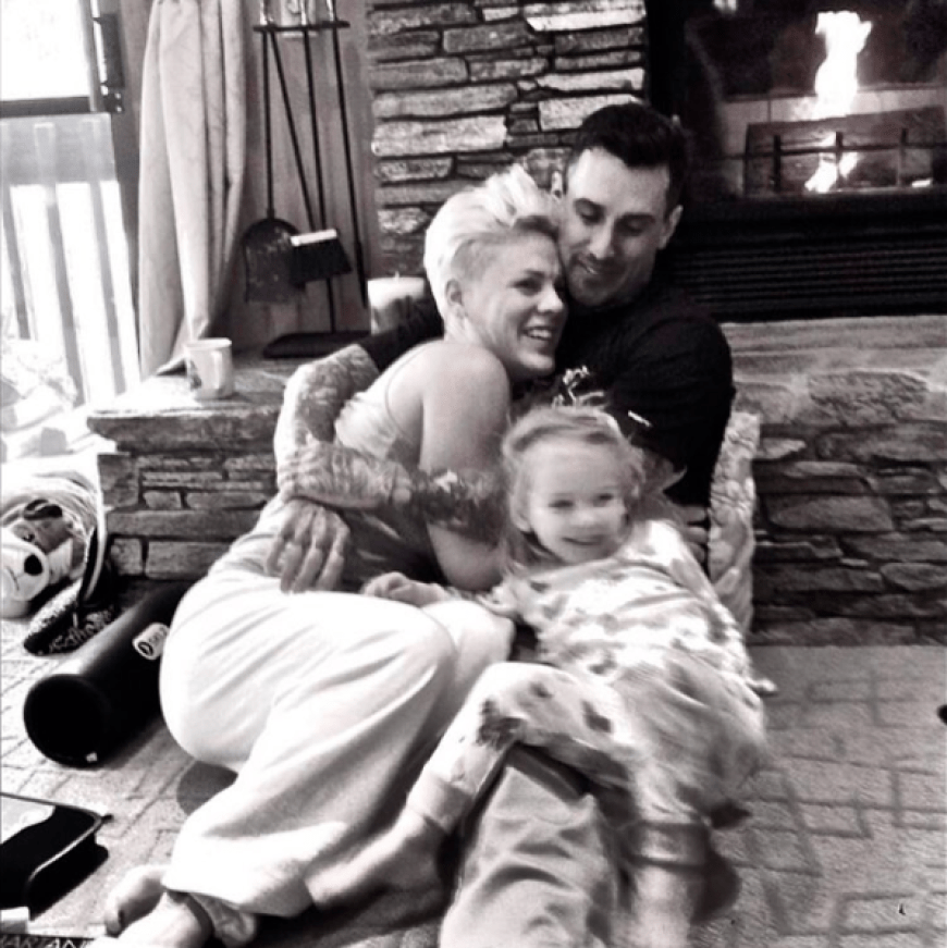 Happy Family: Carey Hart mit Pink und Töchterchen Willow Sage