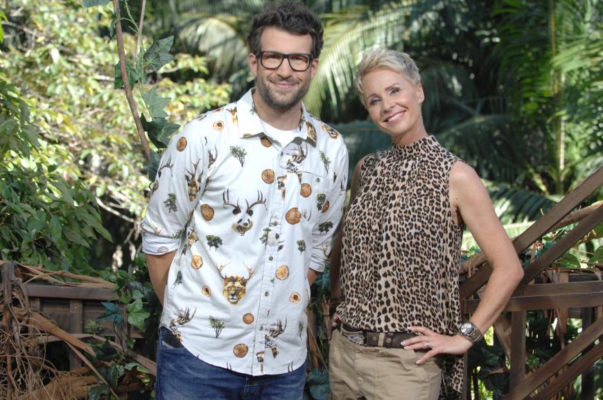 Das Moderatoren-Duo hat natürlich trotzdem viel Spaß zusammen.