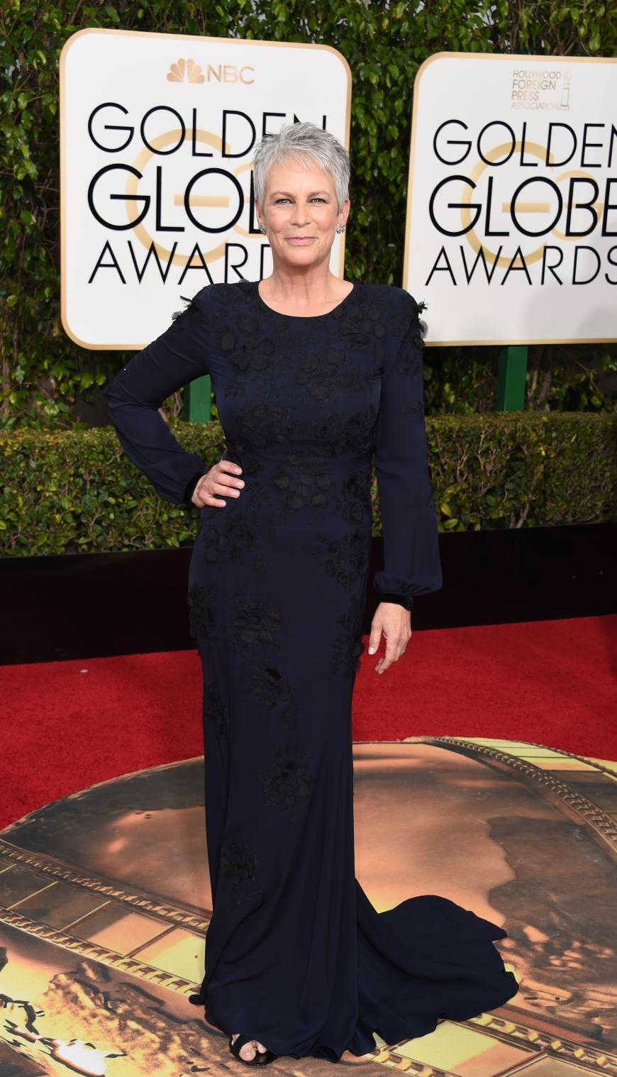 Hach, Jamie, we like you! Die navyblaue Oscar de la Renta Robe hatte die Schauspielerin zuvor im Sale gekauft!