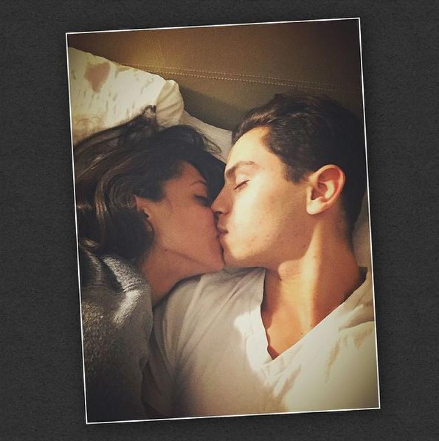 Mit diesem Schnappschuss macht Jake T. Austin die Liebe zu Super-Fan Danielle Peazer publik.