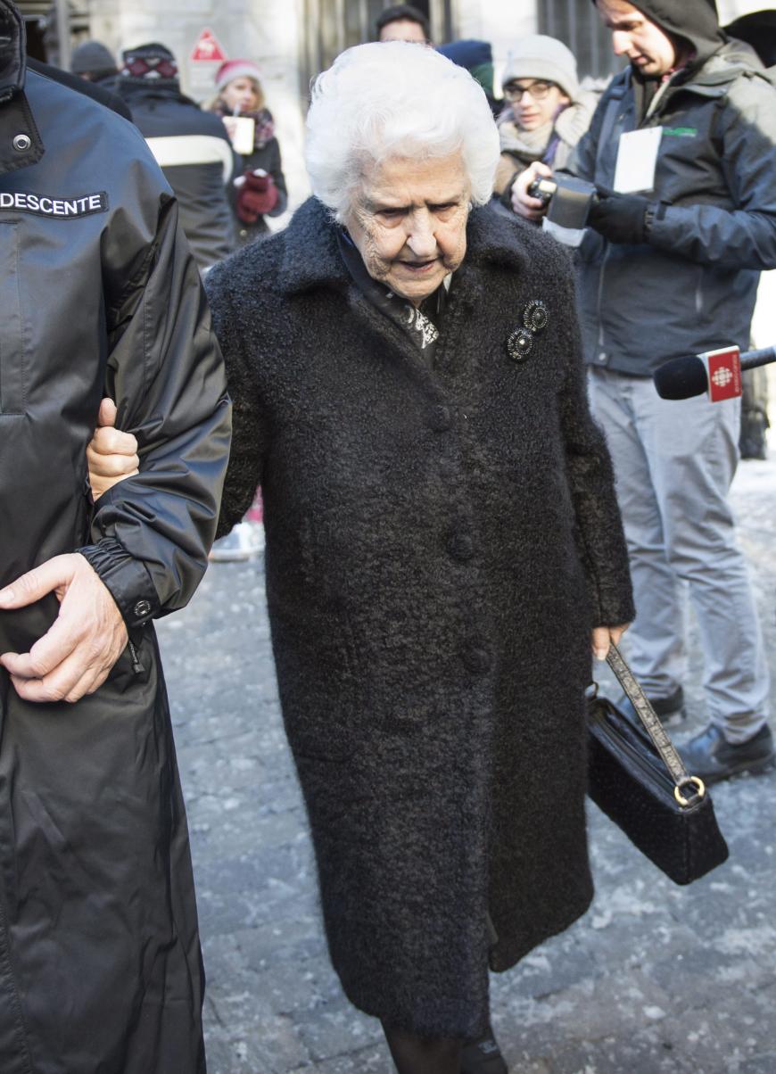 Auch Célines Mutter Thérèse war unter den Trauergästen.