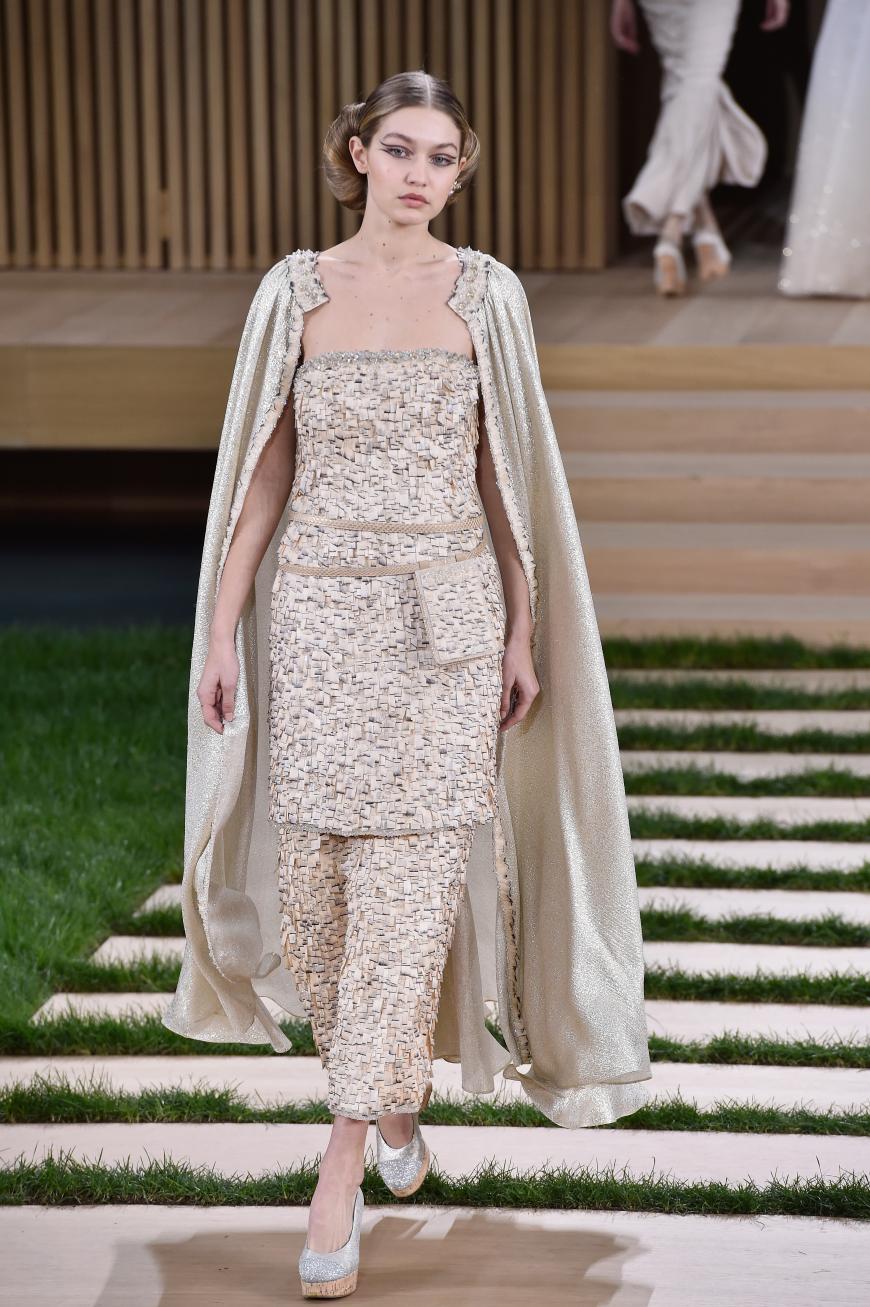 It-Piece in der Frühjahr/Sommer-Kollektion bei Chanel: das Bauchtäschchen.