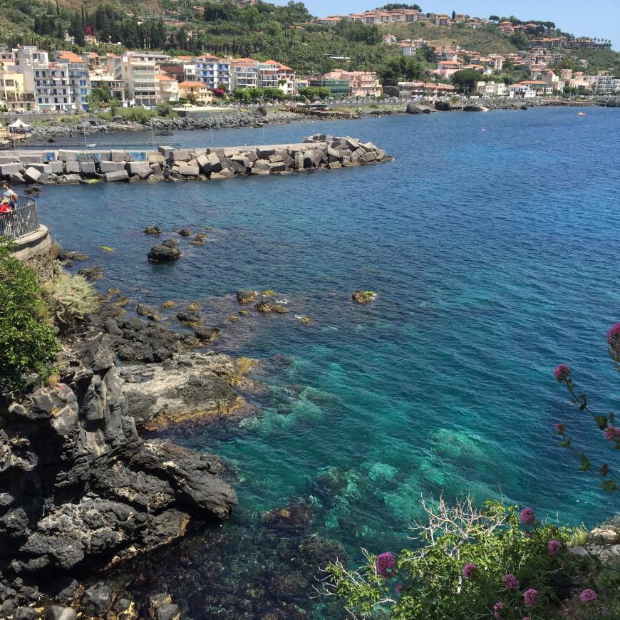 Aci Castello ist nur 9 km von Catania entfernt und wirklich einen Besuch wert!