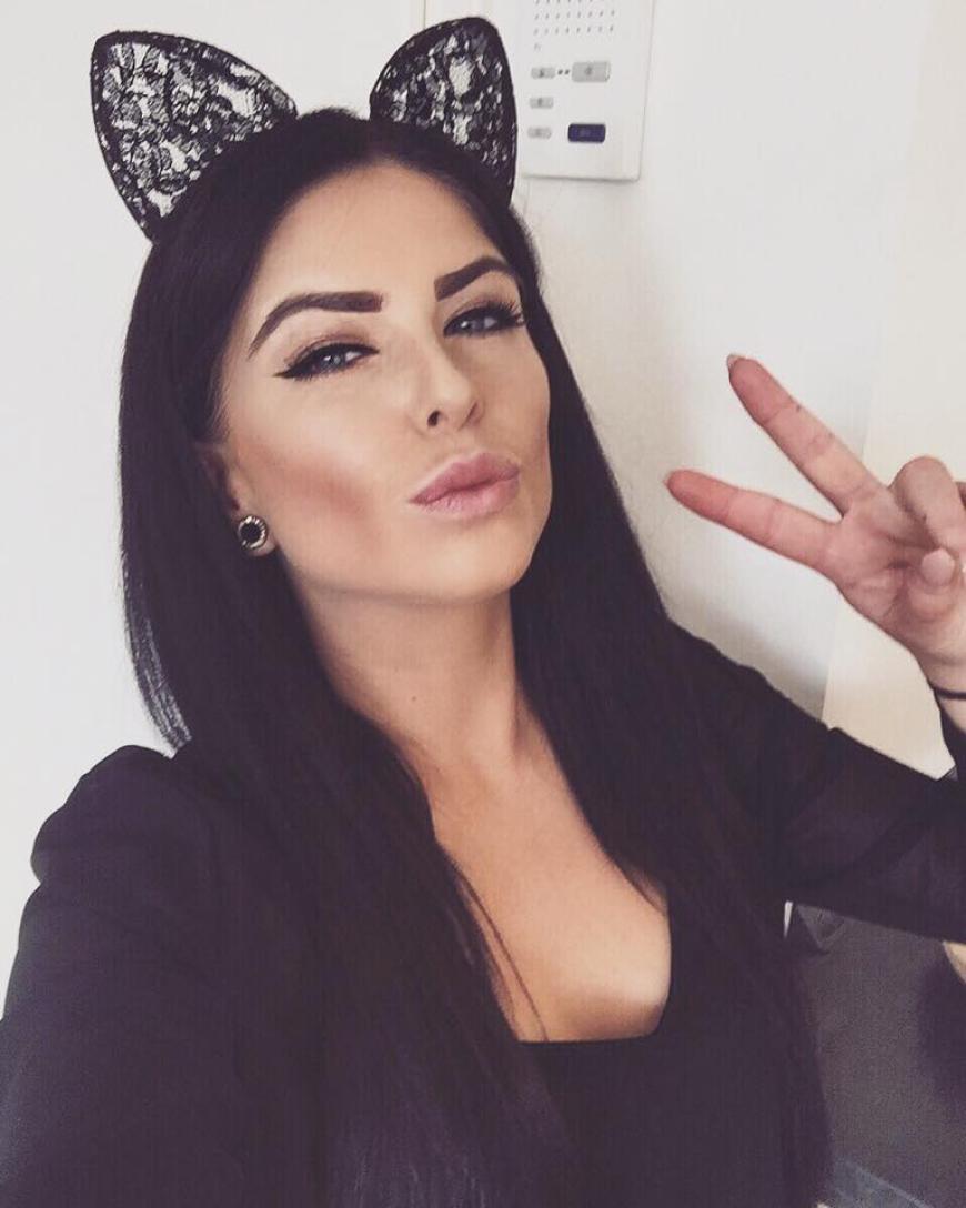 Bachelor-Kandidatin Vivien Stiller auf Facebook
