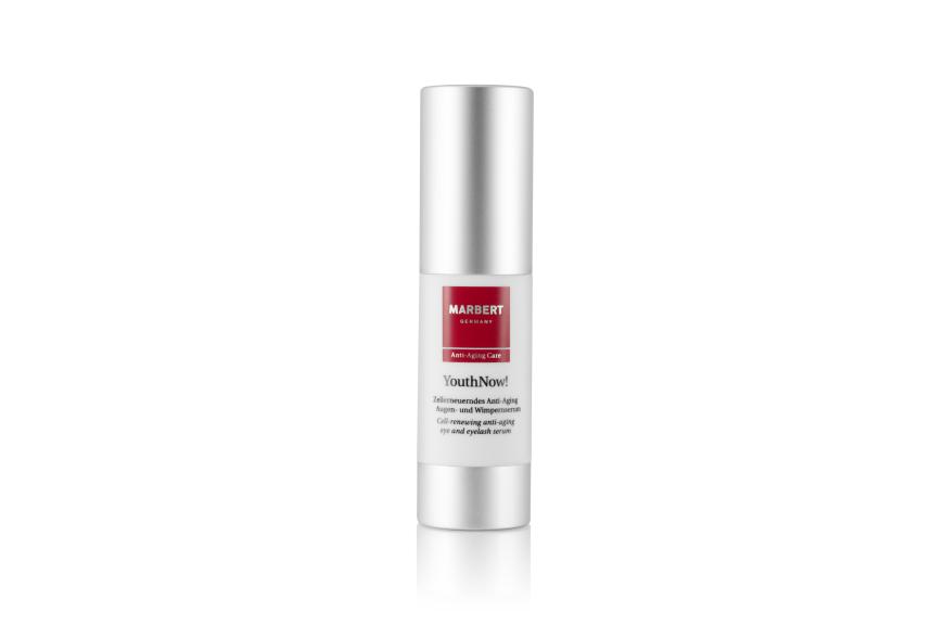 Das neue Serum von YouthNow! (Marbert) wurde speziell für die Augen entwickelt. Es reduziert nicht nur Linien und Fältchen und wirkt dank Koffein Augenringen und Schwellungen entgegen, sondern stimuliert bei regelmäßiger Anwendung sogar das Wimpernwachstum. 15 ml, 27,95 Euro UVP, ab Februar 2016 in Parfümerien und Kaufhäusern erhältlich.