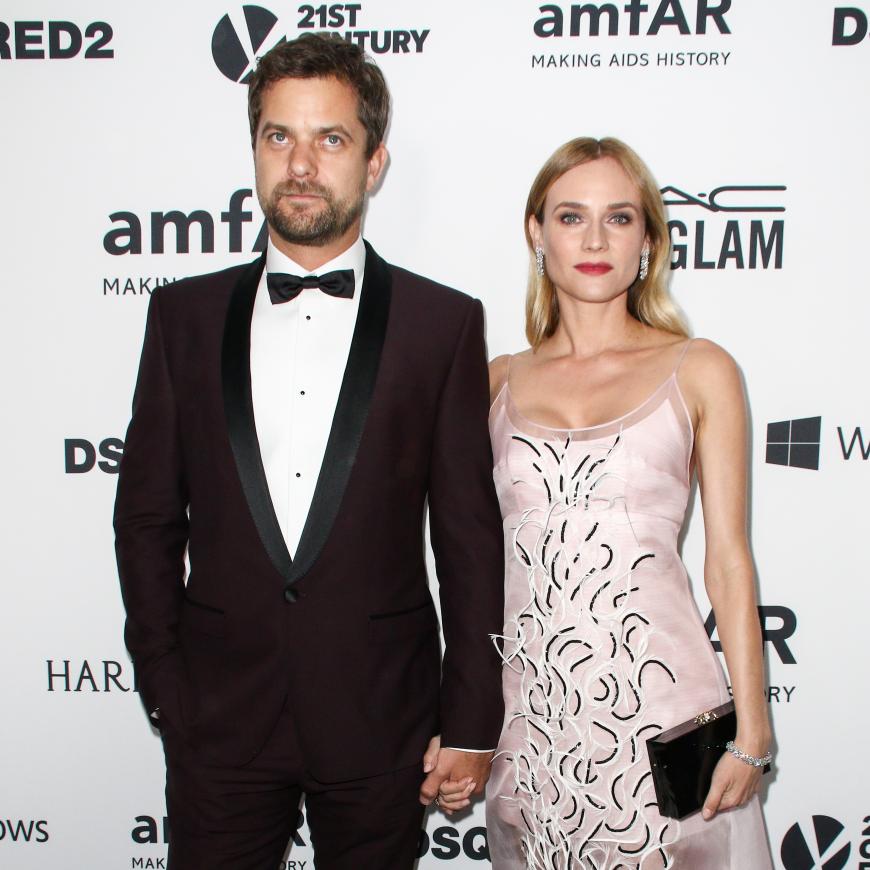 Offiziell ist Diane seit fast zehn Jahren mit dem Schauspieler Joshua Jackson zusammen.