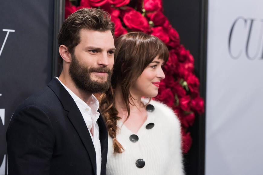 Jamie Dornan und Dakota Johnson dürfen sich auf eine echte Hollywood-Größe am Set freuen.